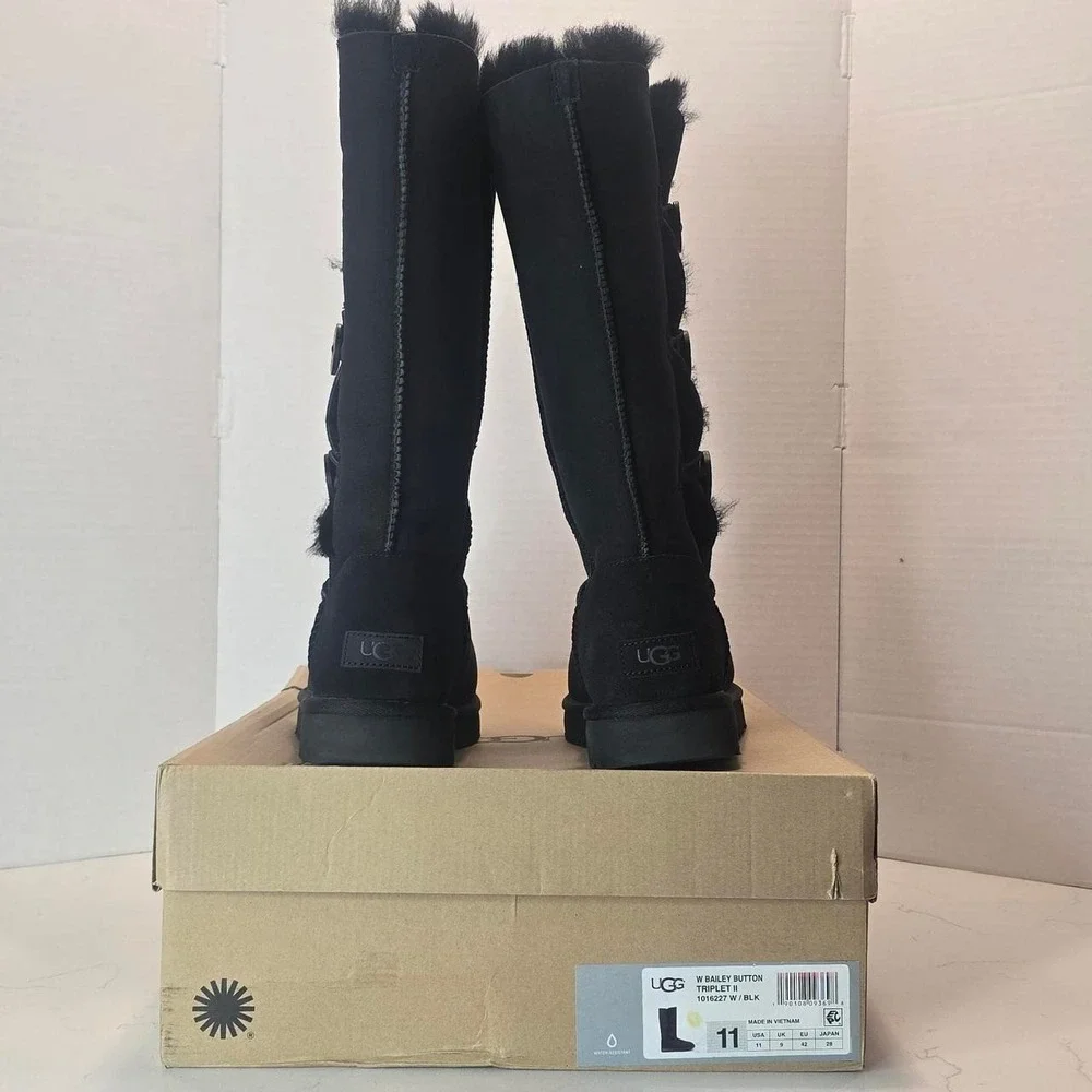 UGG women bailey button triple ll black 1016227 women's - 11 US